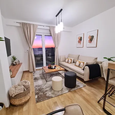 Luxury & Spacious Sea View From Bed Appartement