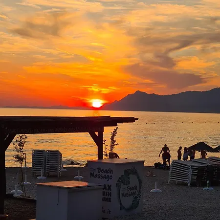 Luxury & Spacious Sea View From Bed * Makarska