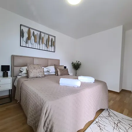 Luxury & Spacious Sea View From Bed *